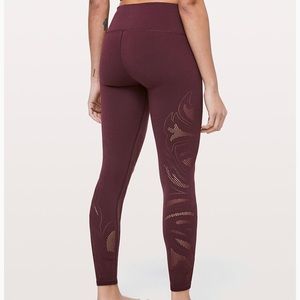 Lululemon Reveal Tight